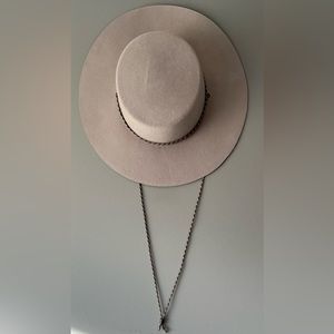 Auxiliary Aritzia hat fedora western wool medium large excellent condition boho